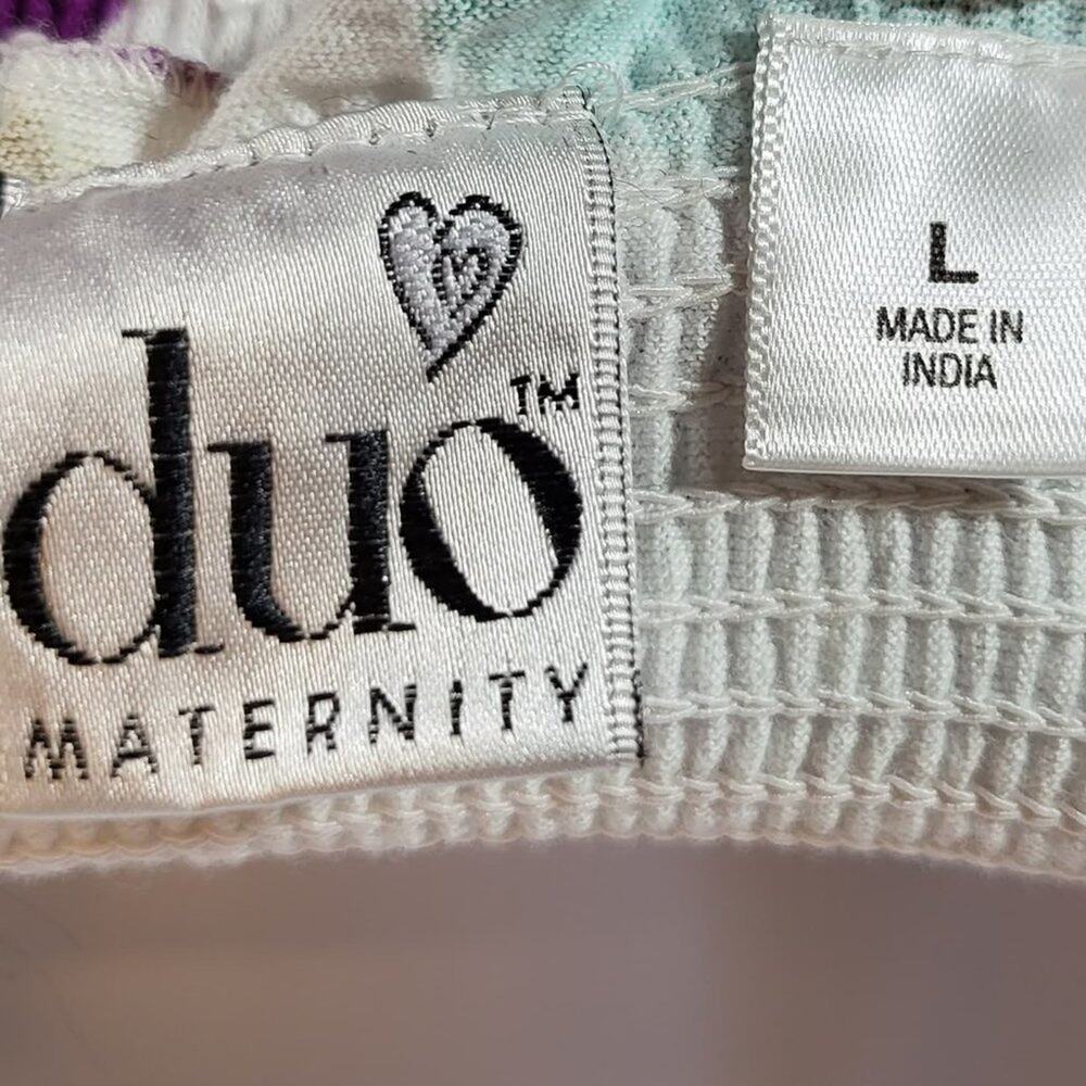 Duo Maternity Floral Convertible Top Size Large - Picture 7 of 10